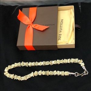 LOUIS VUITTON CLOVER NECKLACE